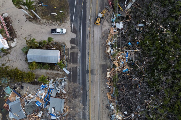 Muertes y destrucción deja el huracán Milton a su paso por Florida