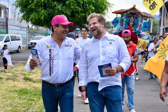 Muestran respaldo al doctor Mario Martínez, colonias del noroeste de Morelia