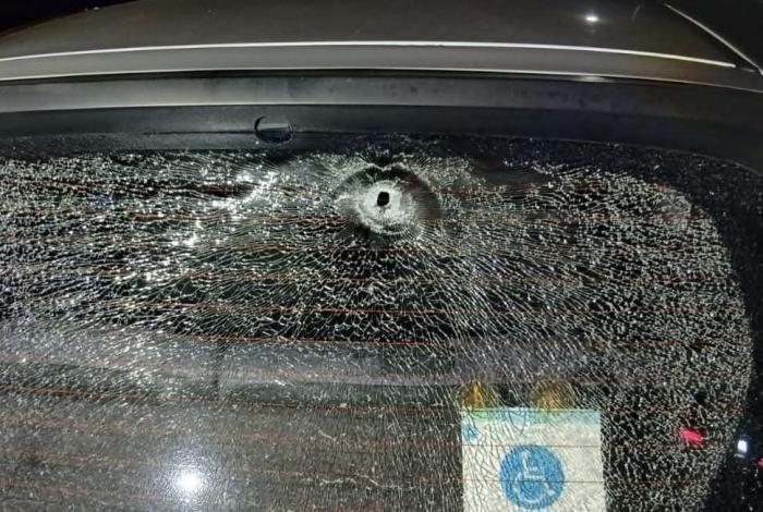 Mujer atacada a balazos sobre la carretera Morelia–Pátzcuaro