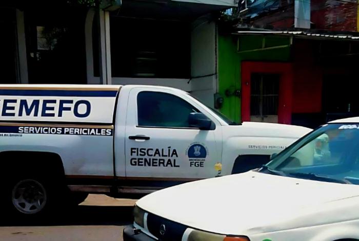 Mujer policía es asesinada a balazos durante su día de descanso, en Apatzingán