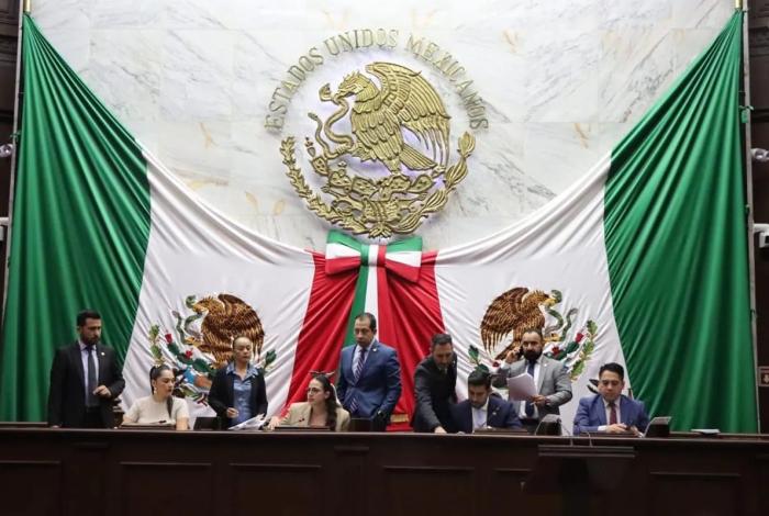 Mujeres operadoras de transporte público, por Ley deberán tener mismas condiciones laborales que los hombres: 76 Legislatura