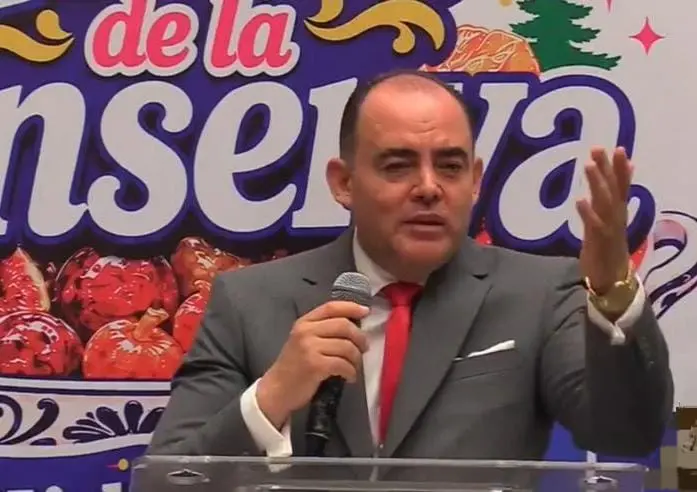 Multan con 80 mil pesos a Baltazar Gaona