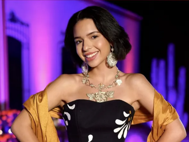 Ángela Aguilar anuncia nueva colaboración con Michael Kors