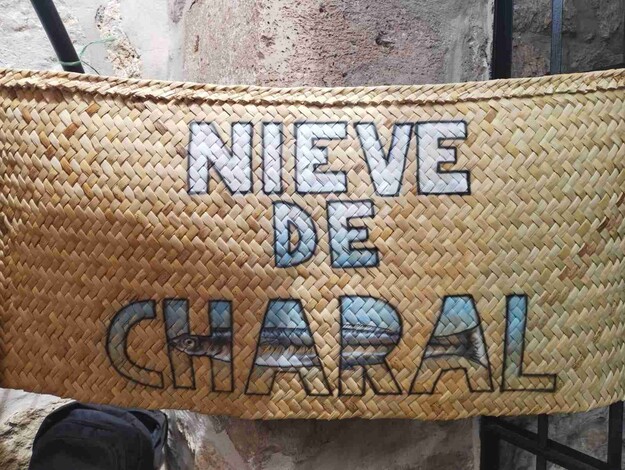 Nieve de charal, la novedad entre las nieves de Michoacán