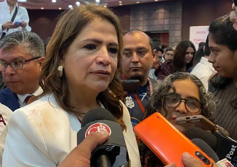 No se cancelará la sesión solemne en Apatzingán, asegura Fabiola Alanís