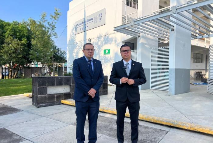 No se considera cerrar carreras en la Universidad Michoacana: Secretario general