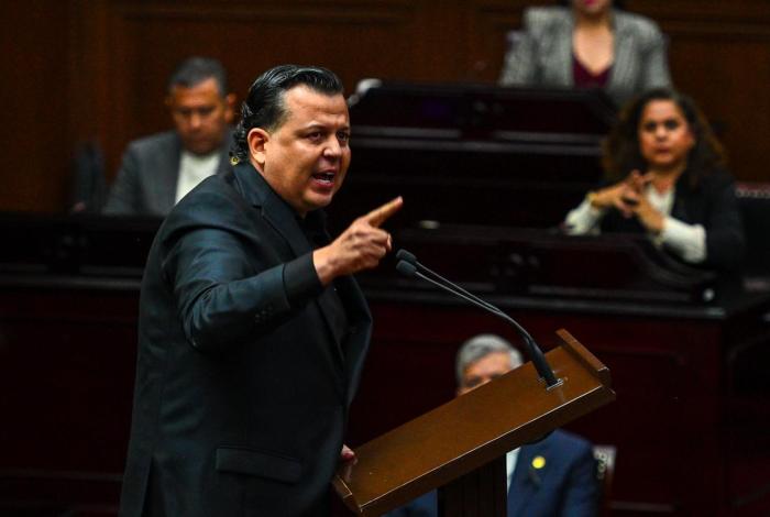 Nos quitaron al mejor presidente de México: Memo Valencia