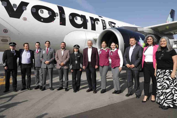 Nuevas rutas aéreas elevan a Michoacán en turismo: Bedolla