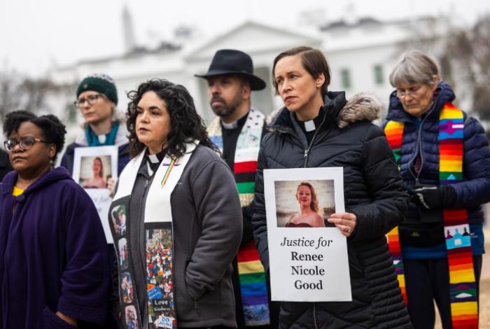 Nuevo video revela detalles de la víctima en Mineápolis; "Teníamos silbatos, ellos armas", reclama su viuda