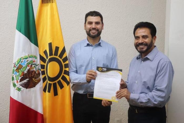 Octavio Ocampo presentó su licencia a la dirigencia estatal del PRD Michoacán