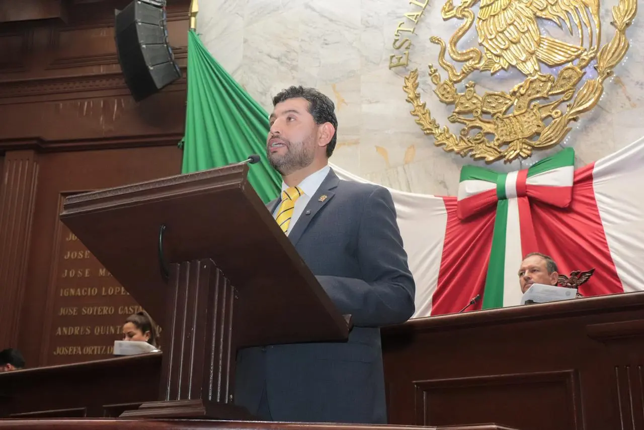 Octavio Ocampo propone protocolo estatal para proteger a las escuelas ante hechos de violencia