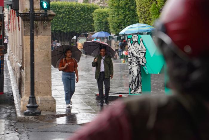 Onda tropical 25 provocará lluvias este lunes en Michoacán