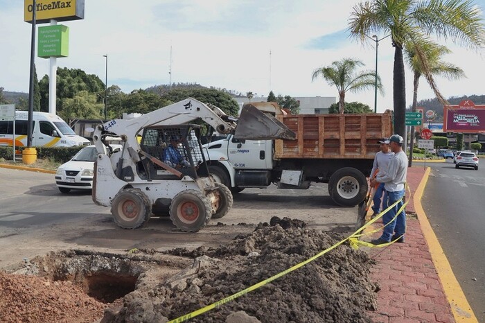 OOAPAS concluye reparación de fuga en Avenida Enrique Ramírez