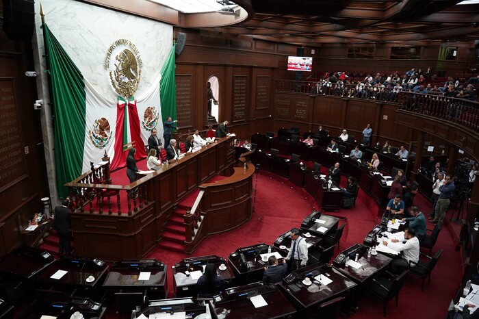 Oposición minimiza ausencias de sus diputados durante aprobación de reforma a la UMSNH