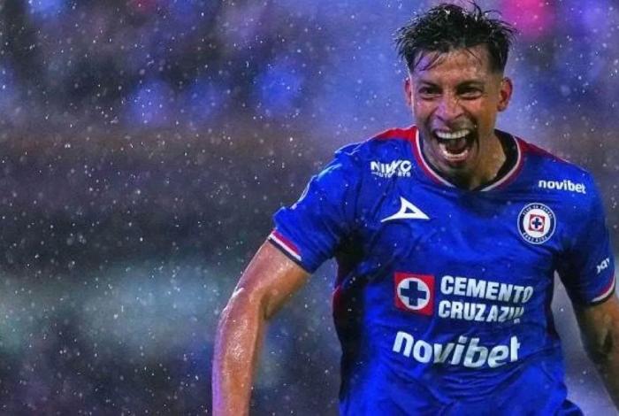 ¡Orgullo michoacano! Ángel Sepúlveda es líder de goleo del Apertura 2025
