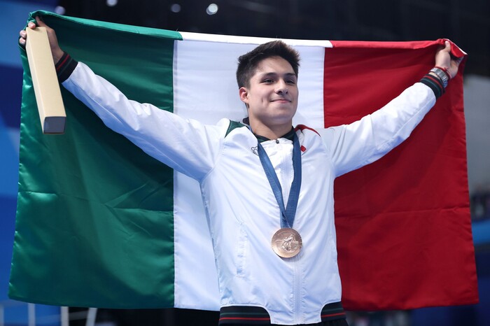 Osmar Olvera se cuelga el bronce en trampolín de 3 m; su segunda medalla olímpica