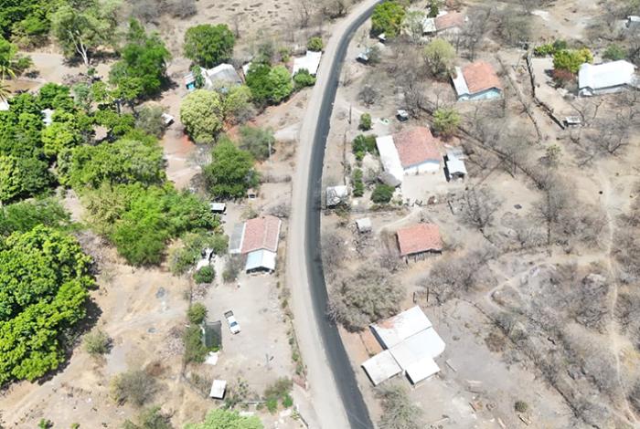 Pablo Varona supervisa la rehabilitación de la carretera federal hacia Santa María y Baztan