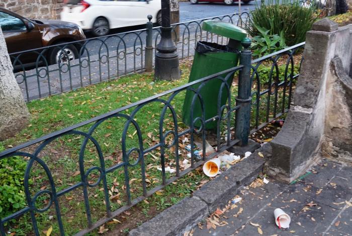 Papeleras peatonales, afectadas por retiro, robo y vandalismo
