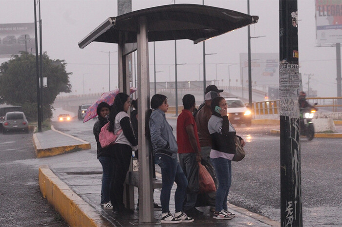 Para este jueves persiste el pronóstico de lluvias intensas en Michoacán y 6 estados más