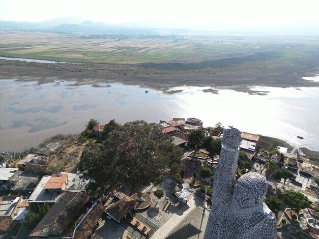 Para salvar al Lago de Pátzcuaro, rehabilitarán 12 manantiales a su alrededor