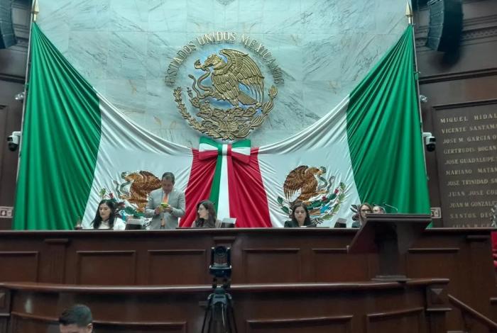 Para secretarios municipales puso Congreso de Michoacán freno a parientes de alcaldes