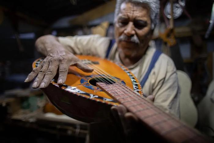 Paracho te espera para compartir la magia de su Feria Nacional de la Guitarra