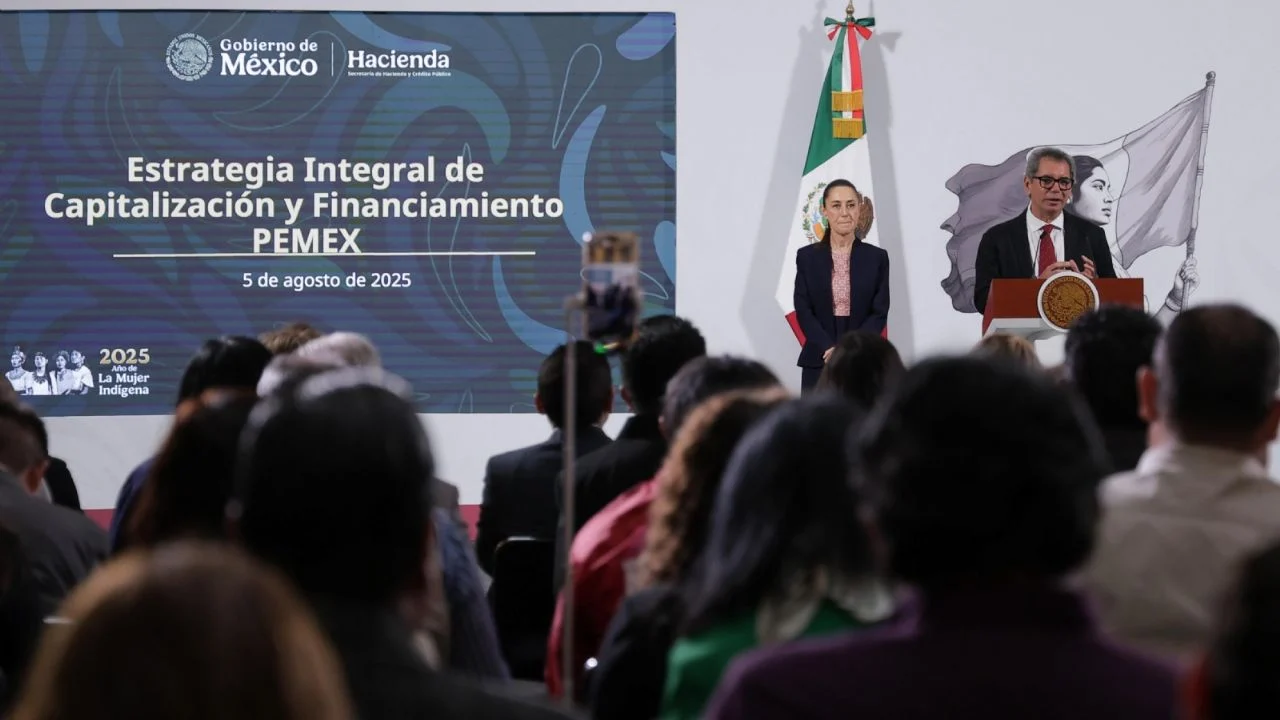 Pemex ya no necesitará apoyo de Hacienda para pagar su deuda en 2027, refiere Claudia Sheinbaum