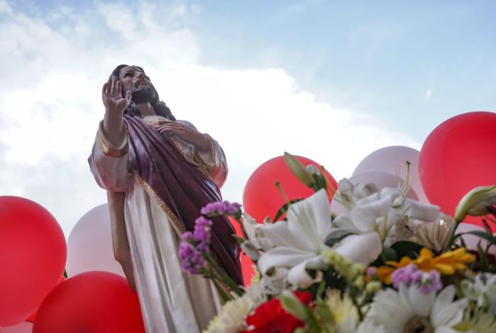 Peregrinación del Sagrado Corazón de Jesús congrega a fieles en la Catedral de Morelia