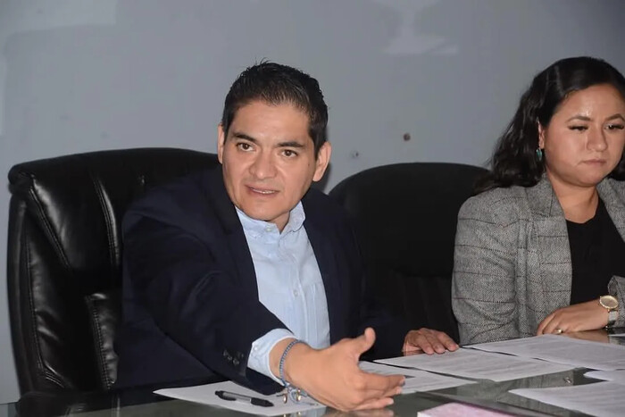 Pide FGE a SSP medidas de protección a comerciante contra el alcalde de Tangancícuaro