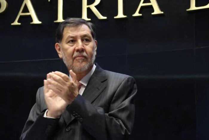 Piden la renuncia de Fernández Noroña del Senado Mexicano