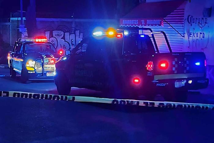 Pistoleros en moto balean a un hombre al oriente de Morelia