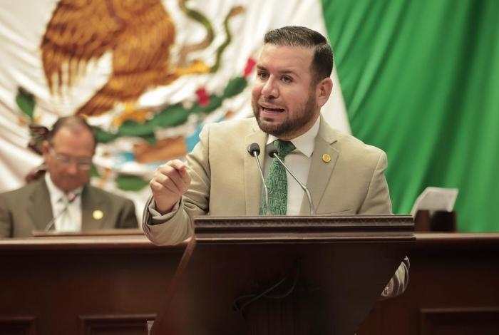 Plantea Reyes Galindo iniciativa para atender, prevenir y reducir la psicosis postparto en Michoacán