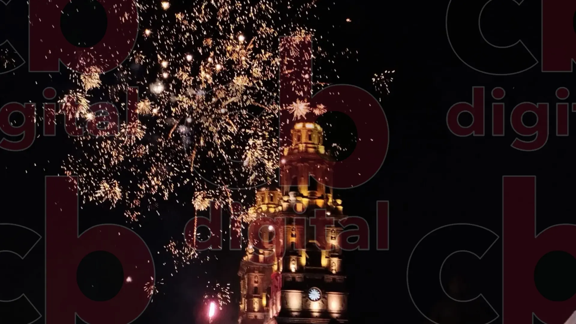 Población de Morelia feliz del regreso del tradicional Encendido “Luces de Catedral”