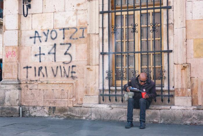 Poco menos de 30 inmuebles, intervenidos por marcha de Ayotzinapa