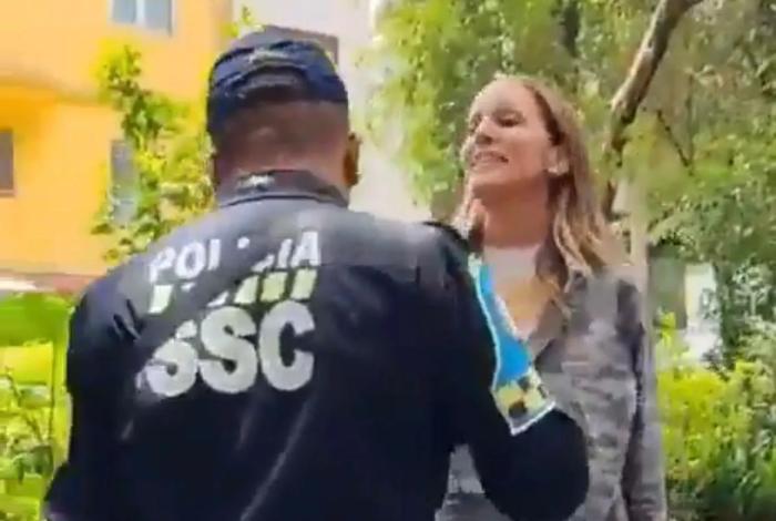 Policía denuncia a “Lady racista” por insultos en la Condesa en CDMX