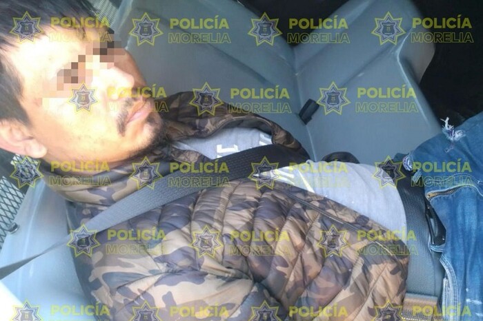 Policía Morelia detiene a sujeto con presunta droga en Villas de Oriente