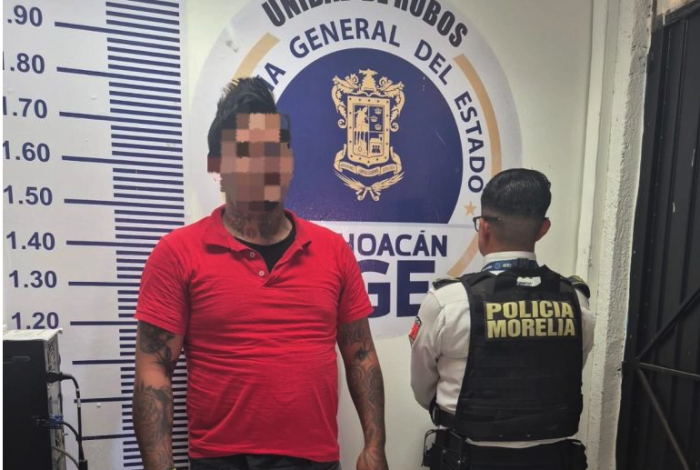 Policía Morelia detiene a masculino por robo a Farmacia Guadalajara en Villas del Pedregal