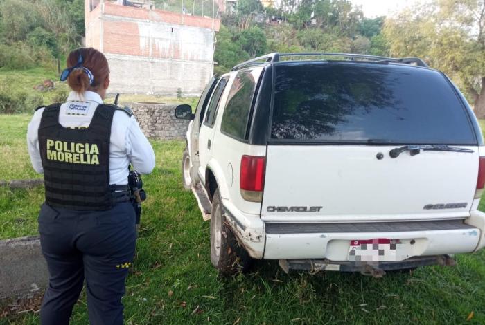 Policía Morelia recupera vehículo robado en la colonia Lago 1