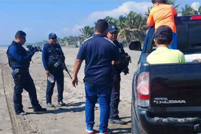 Policía Turística refuerza la vigilancia en playas para garantizar la seguridad de los visitantes