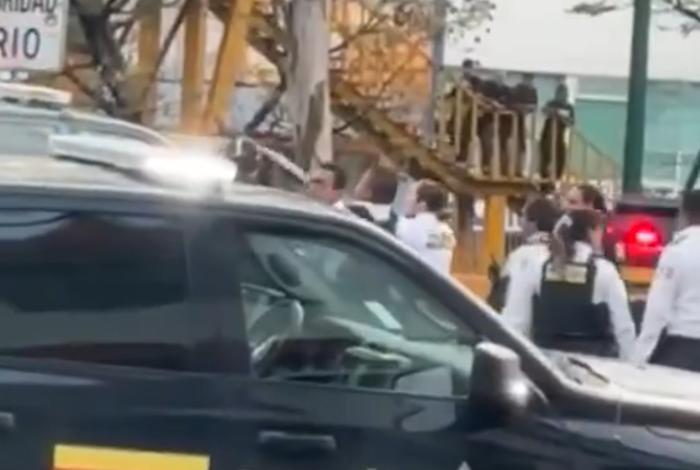 Policías de Morelia y de Fiscalía se agarran a golpes por ‘malentendido’