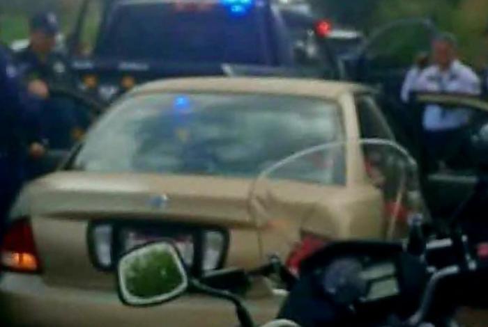 Policías de Morelia y de la GC detienen a conductor en posesión de auto robado