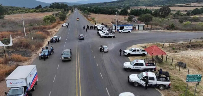 Por aire y tierra reforzada la operatividad en la región de Tangamandapio; SSP