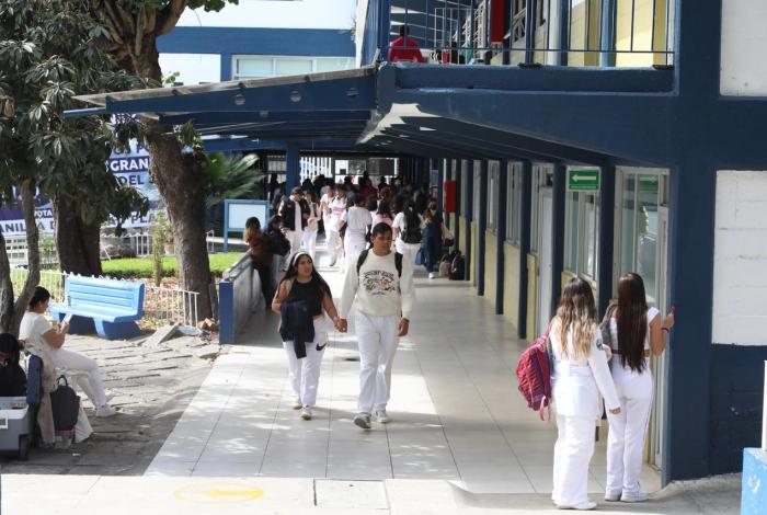 Por iniciar, curso de preparación para el examen de admisión a áreas de la Salud; regístrate