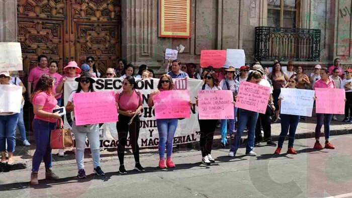 Por nepotismo, hostigamiento y violencia, exigen mujeres de CNTE destituir a supervisora de preescolar en Tarímbaro