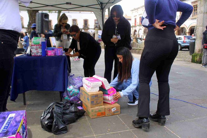 Por una menstruación digna, en Pátzcuaro se inicia colecta de toallas femeninas