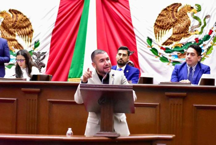 Posicionan a Reyes Galindo como uno de los mejores legisladores del PT en el país