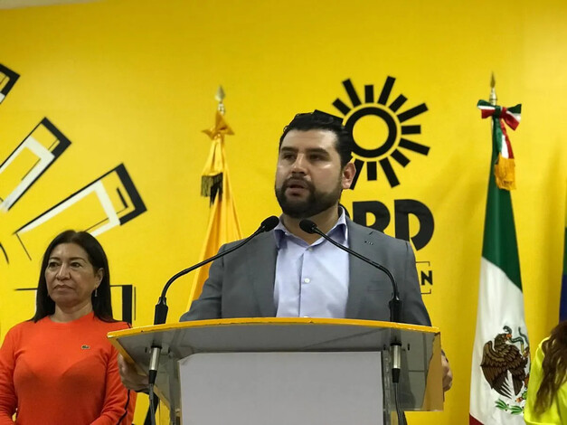 PRD Michoacán desterrara a tribus pero líder no dejará dirigencia y será también diputado