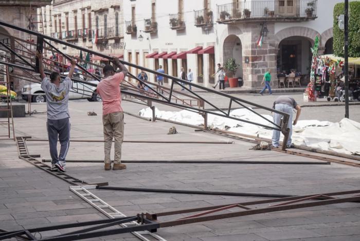Preparan Plaza Juárez de Morelia para función de Zootopia 2