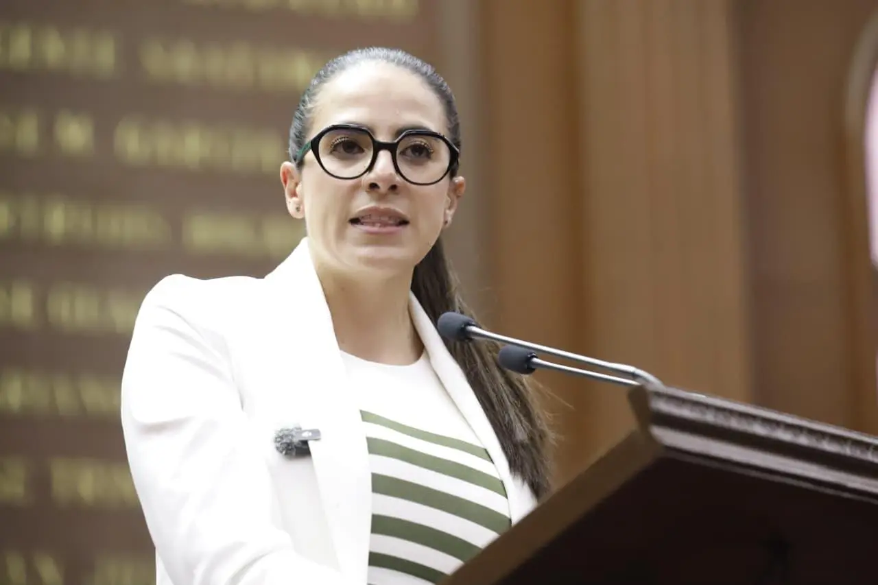 Presenta diputada Giulianna Bugarini, informe de actividades sobre su periodo al frente del Poder Legislativo