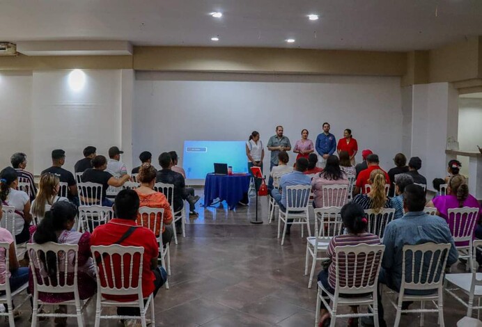 Prestadores de servicios turísticos de Lázaro Cárdenas, listos para recibir a visitantes